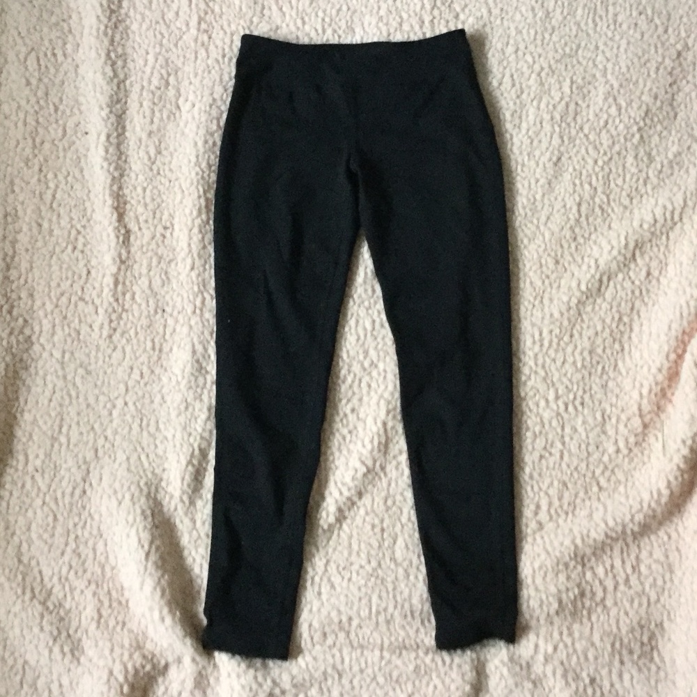 black leggings